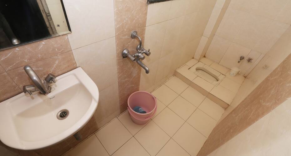 Shree Vishwanath Lodge, Allahabad 5